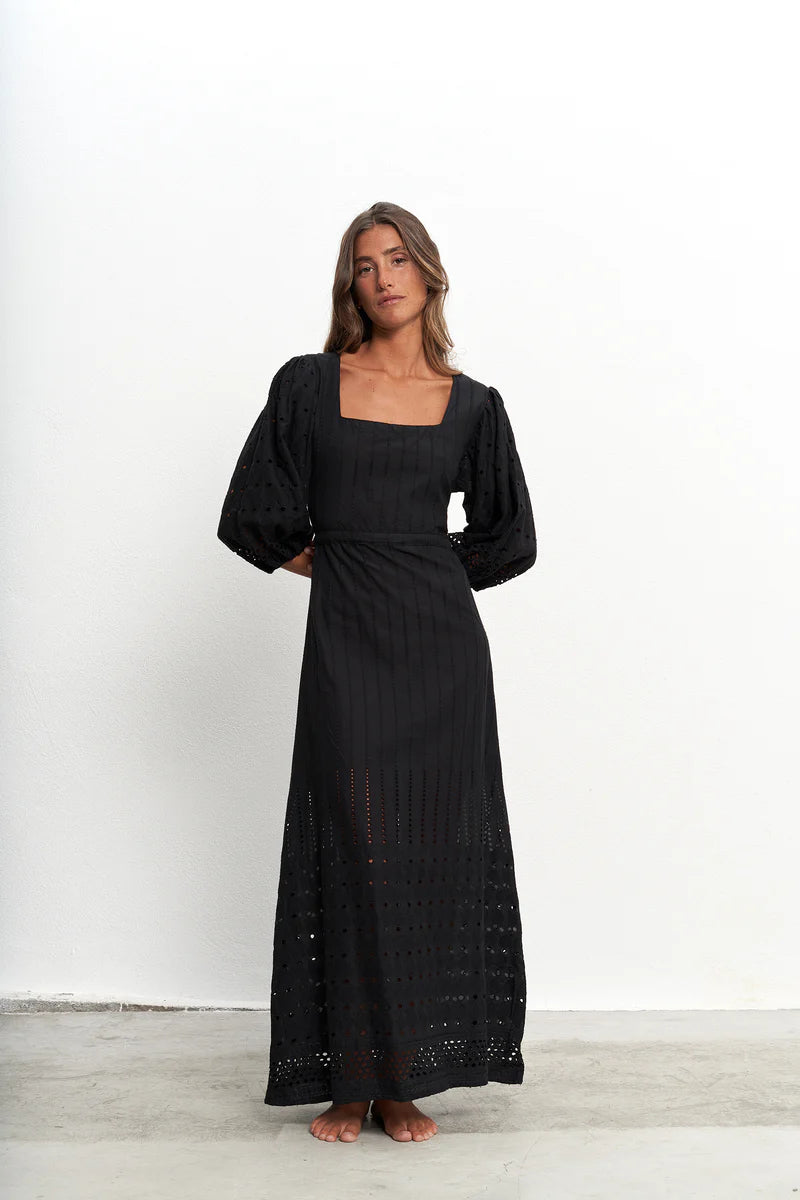 VESTIT NEGRE BRUNA