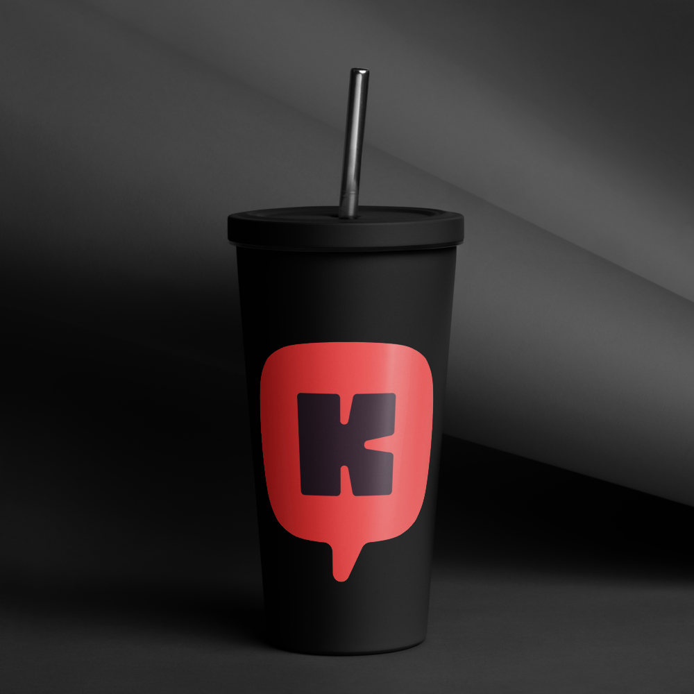 Thermo cup with straw