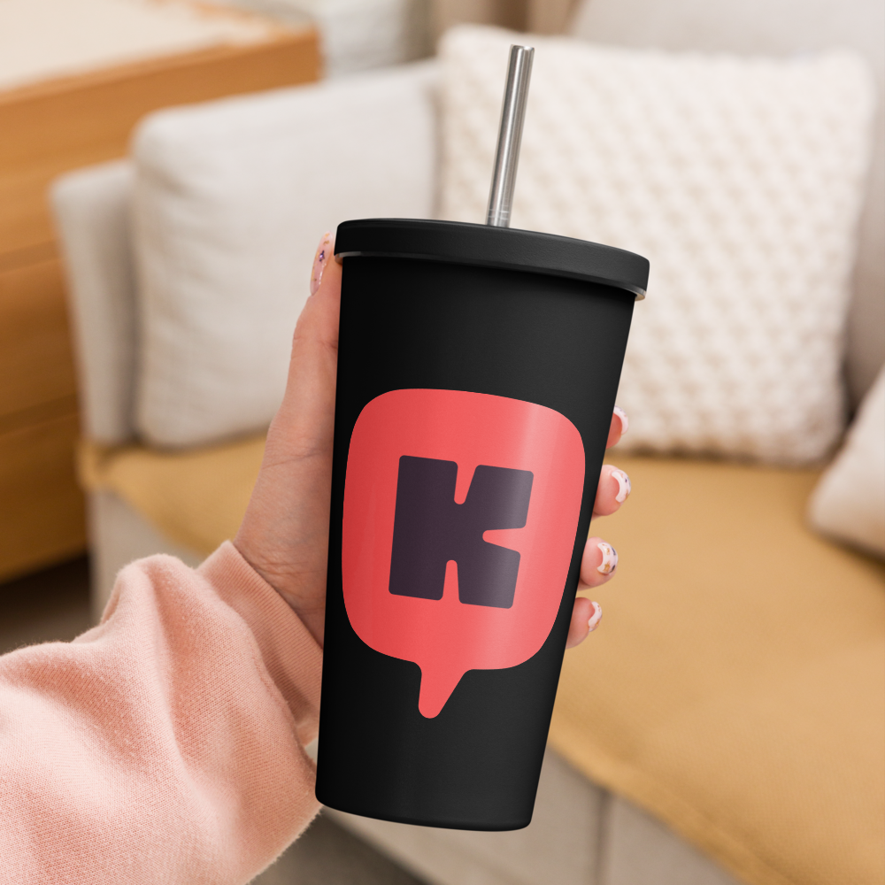 Thermo cup with straw